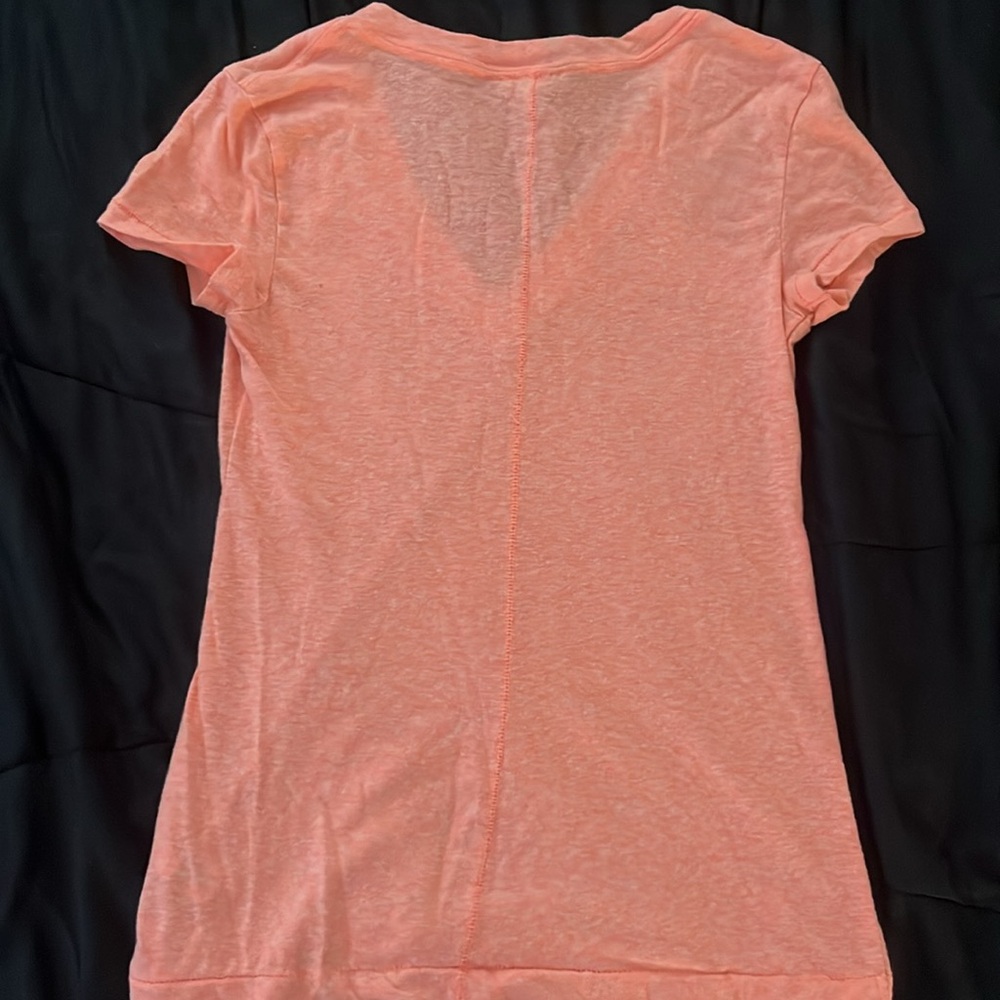 Express XS Pinkish Coral V-Neck Top (Fits Like Small) - Gently Worn - Picture 3 of 3